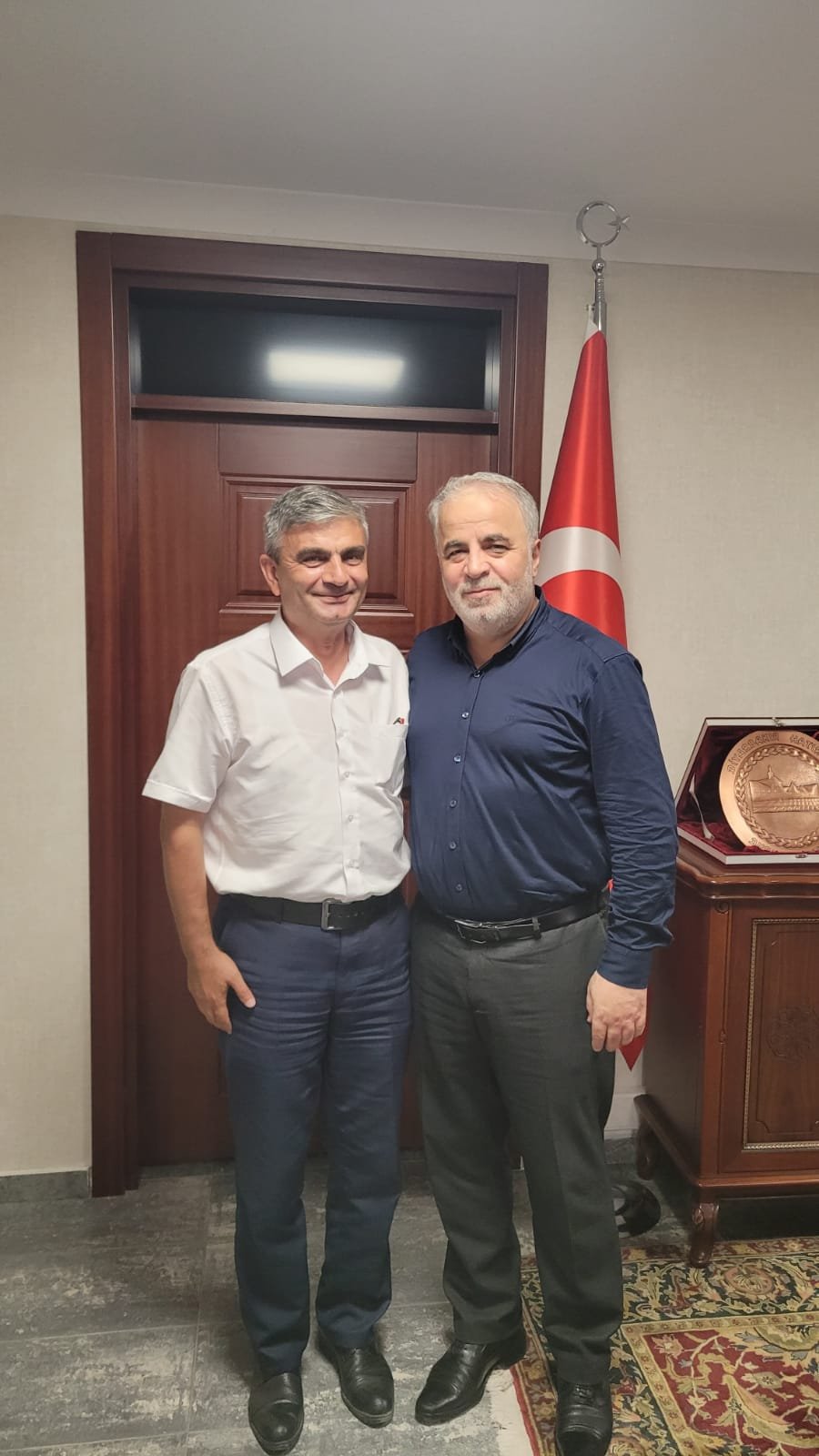 Diyanet İşleri Başkan yardımcımız Sayın Burhan İşliyen hocamızı makamında ziyaret