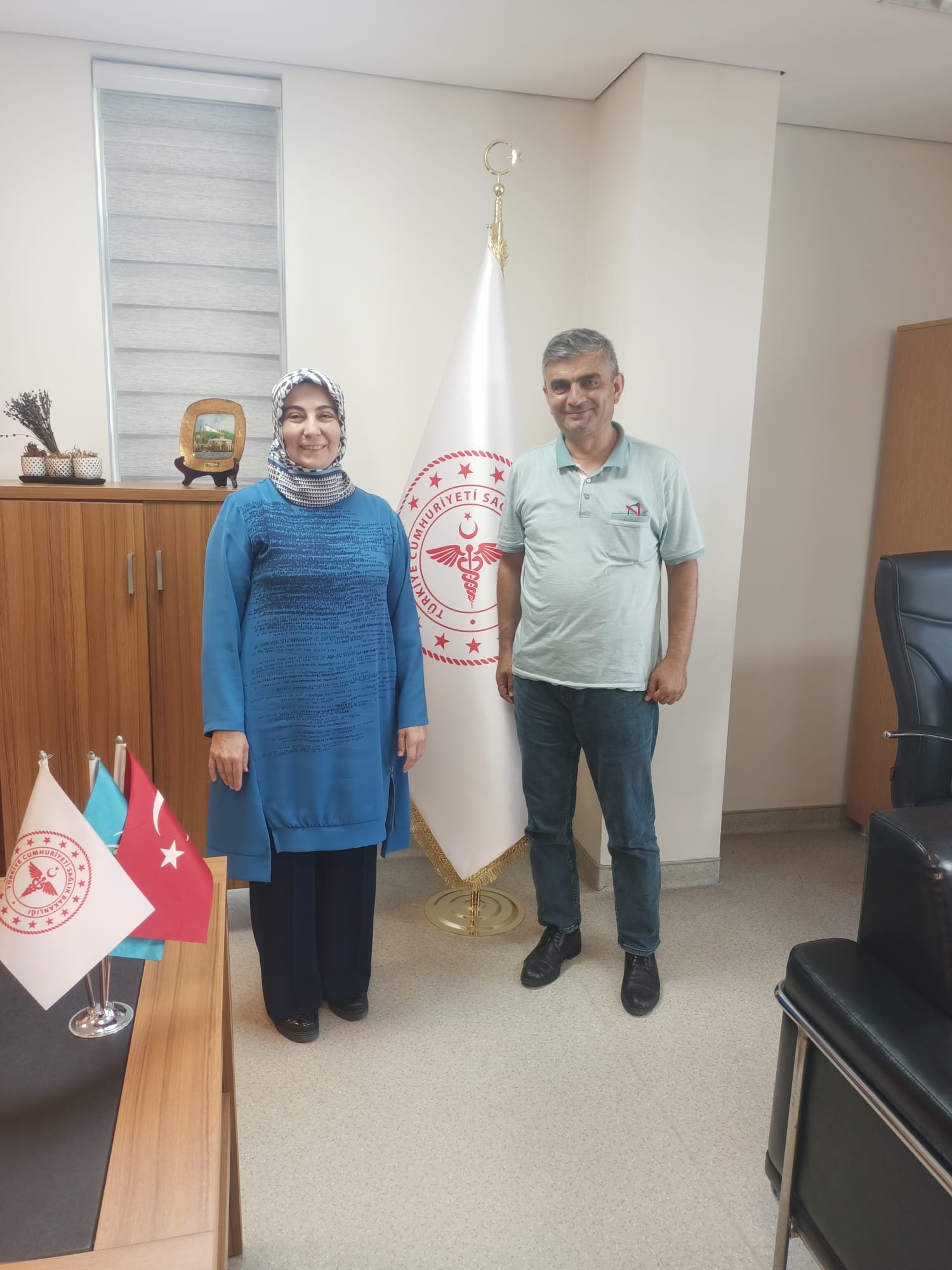 Beşiktaş ilçe sağlık müdürü sayın Dr. Fatma Zehra Güneşer Hanımefendi’yi makamında ziyaret